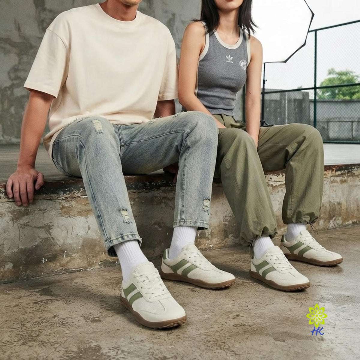 Retro Wide Toe Mesh Walking Sneakers