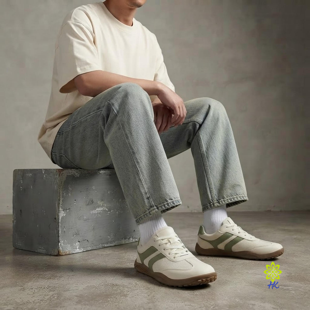 Retro Wide Toe Mesh Walking Sneakers