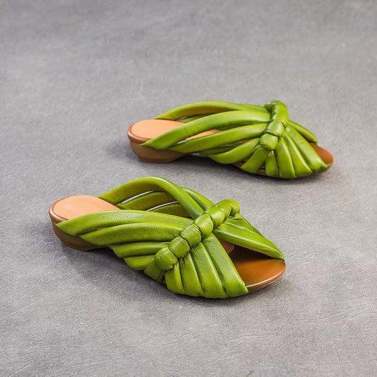 Sandalias de piel para mujer verde lima con tiras plisadas