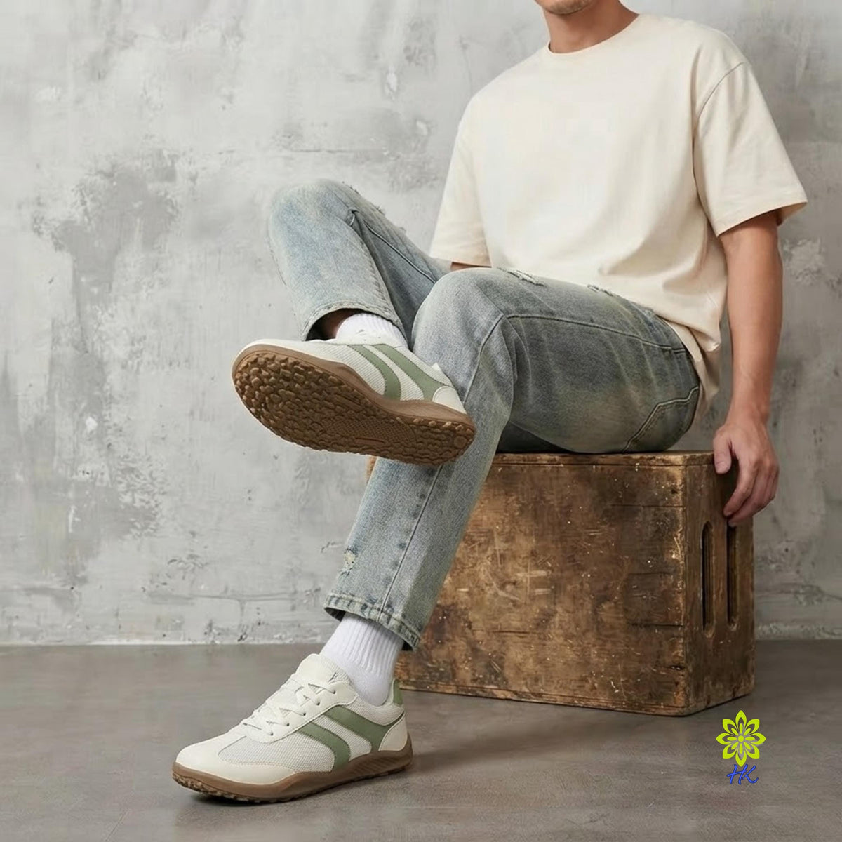 Retro Wide Toe Mesh Walking Sneakers