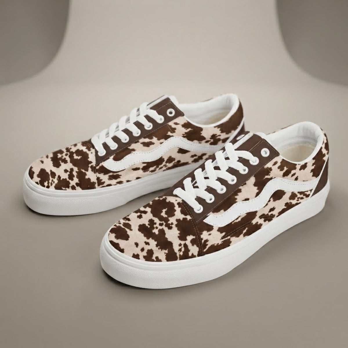 Sneakers stampa mucca, sneakers basse in tela con lacci per uomo e donna
