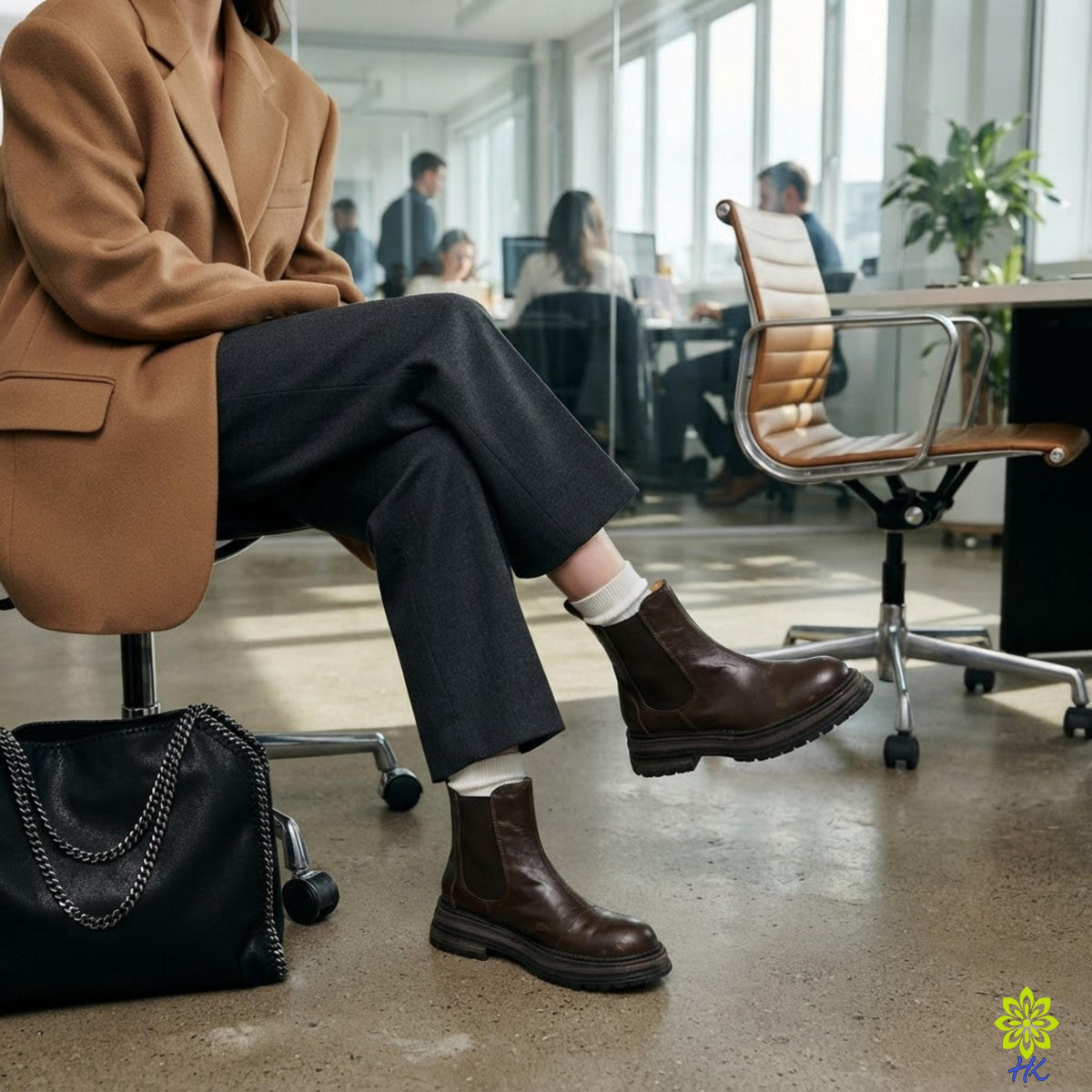 Plateau-Chelsea-Boots für Damen mit Profilsohle und elastischen Seiteneinsätzen
